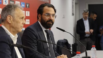 Orta, junto a Caparrós.