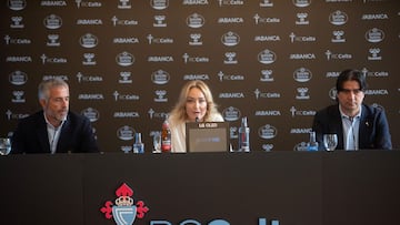 Jose Gainzarain, CEO del Celta, Marián Mouriño, presidenta, y Marco Garcés, director de fúbol, en la rueda de prensa ofrecida en A Sede.