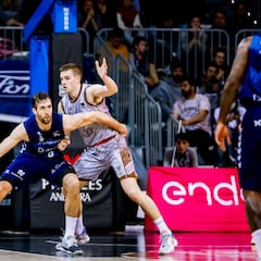 El MoraBanc se engancha a la lucha con un triunfo dramático