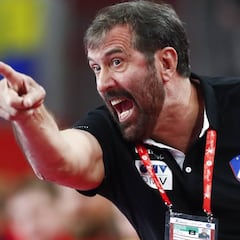 La ira desmedida de Vujovic le cuesta el cargo de seleccionador