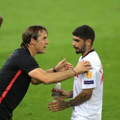Banega: "Lopetegui me puso las pilas y le doy las gracias"