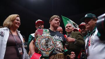     Saul -Canelo- Alvarez (MEX) Winner during the fight "The King Coming Home" for the Super Middleweight titles, endorsed by the World Boxing Council (WBC), the World Boxing Organization (WBO), the World Boxing Association (WBA) and the International Boxing Federation (IBF), against John Ryder (ENG)  at Akron Stadium, on May 6, 2023.

<br><br>

Saul -Canelo- Alvarez (MEX) ganador durante la pelea "The King Coming Home" por los titulos Supermedio, avalados por el Consejo Mundial de Boxeo (CMB), la Organizacion Mundial de Boxeo (OMB), la Asociacion Mundial de Boxeo (AMB) y la Federacion Internacional de Boxeo (IBF) contra John Ryder (ENG) , en el  Estadio Akron, el 06 de Mayo de 2023.