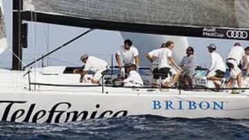 <b>SIN TREGUA. </b>El 'Bribón' y el 'All4One' lucharon codo a codo.