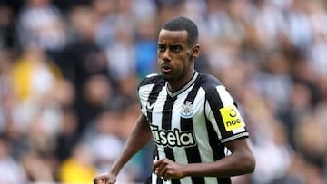 El Liverpool se acerca a Isak... y su fichaje tiene una cuota desorbitada