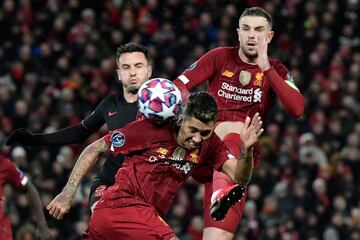 Roberto Firmino, Jordan Herdenson y Sa¨²l ?¨ªguez.