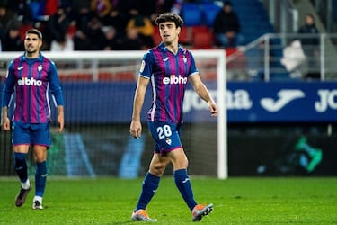 El Athletic refuerza su zaga con la cesión de Aldai 