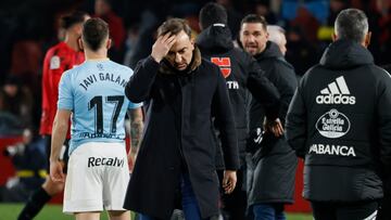 El entrenador del Celta, Carlos Carvalhal, durante el partido disputado contra el Mallorca.