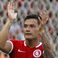 Charles Aránguiz es el jugador extranjero más caro en Brasil