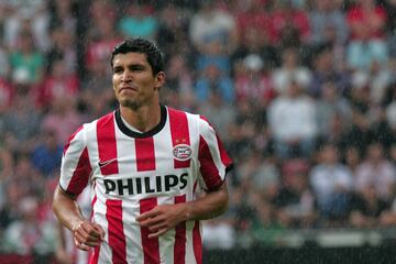 Si bien no pudo coronarse en la Eredivisie, sí lo hizo en la Supercopa de 2008. 