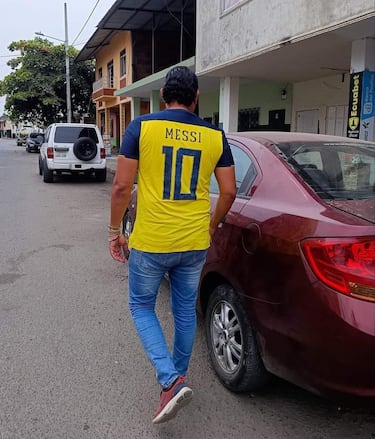 Los memes no perdonan a Messi tras su fallo a lo Penenka