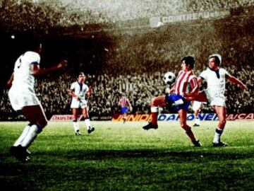 El 5 de noviembre de 1970 el Atlético de Madrid tenía que remontar el 2-1 de la ida al Cagliari en los octavos de final de la Copa de Europa. Los rojiblancos ganaron 3-0 en el Calderón con hat-trick de Luis Aragonés.