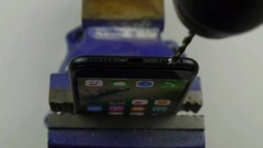 Ni se te ocurra taladrar el iPhone 7 para tener conector de audio