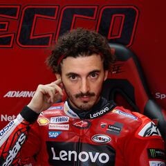 Bagnaia: “La presión es la misma para los dos”