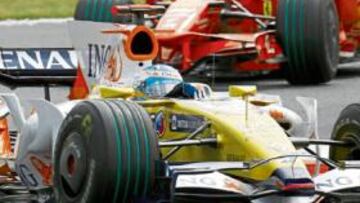 <b>EN FORMA. </b>Ya sobre una pista convencional, Fernando Alonso mantuvo la línea de competitividad anunciada en Singapur, un punto por detrás, pero todavía veloz.