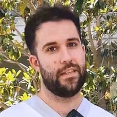 Víctor Bartolomé, enfermero, desmonta el mayor mito sobre el café en verano: “Lo importante es ir reponiendo líquidos”