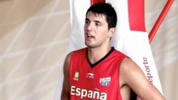 <b>ESTANDARTE. </b>Nikola Mirotic lidera a la Selección Sub-20.