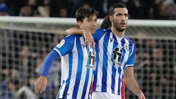 Zubimendi y Merino ante el Espanyol.