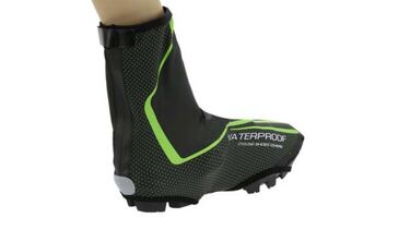 Cómo hacer ciclismo en invierno: Ropa y complementos