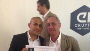 Corredor, primer colombiano en recibir maestría de Johan Cruyff