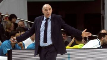 Pablo Laso, entrenador del Real Madrid, durante un partido.