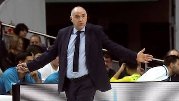 Pablo Laso, entrenador del Real Madrid, durante un partido.