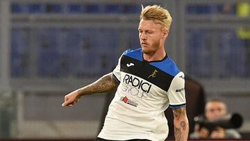 Simon Kjaer, en acción con el Atalanta BC.