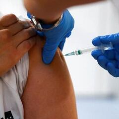 Madrid anuncia la fecha en la que vacunará a los de 40 a 49 años