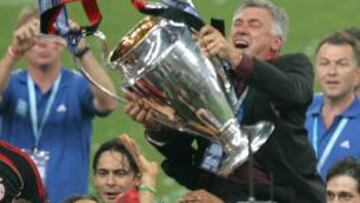 EXITOSO. Ancelotti se coron&oacute; en Europa con las Champions League de 2003 y 2007 en el Mil&aacute;n.