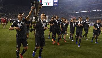 La Selección Mexicana festejando el título de la Copa Oro en Chicago.