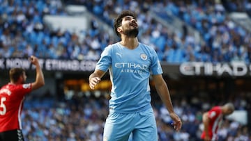 El Southampton resiste y saca un punto de M¨¢nchester