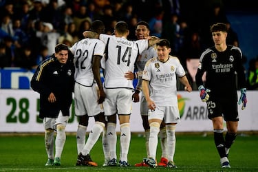 A menos defensas, menos goles