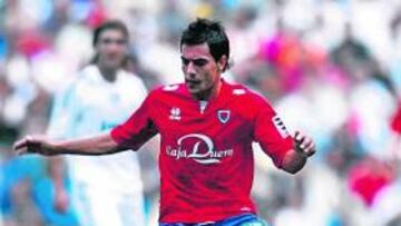 <b>CON OPCIONES. </b>Mario se perfila como titular en la banda derecha.