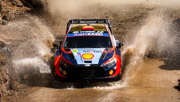 Dani Sordo, con el Hyundai en México.