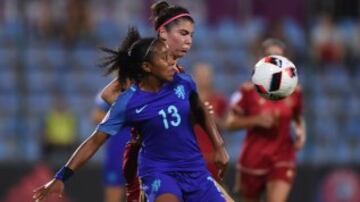 Ashleigh Weerden y Lucía García.