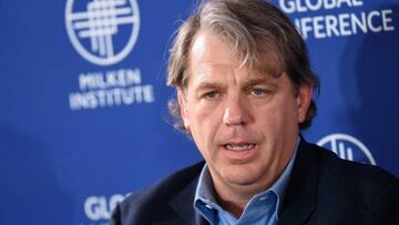 El empresario estadounidense Todd Boehly se ha convertido en nuevo propietario de los Blues.