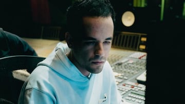 ¿Quién es Edgar Barrera, el artista mexicano que más nominaciones tiene en los Grammy Latino 2024?