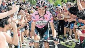 <b>ÚLTIMO VENCEDOR. </b>Basso ganó el último Giro de Italia y partía como favorito para el próximo.