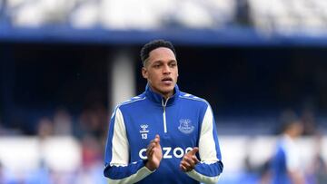 LIVERPOOL, ENGLAND - APRIL 20: Yerry Mina of Everton before the Premier League match between Everton and Leicester City at Goodison Park on April 08, 2022 in Liverpool, England. (Photo by Tony McArdle/Everton FC via Getty Images)