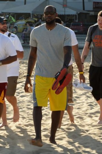 LeBron James en las playas de Río.