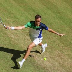Bálsamo para Medvedev y cita de Carreño con Kyrgios
