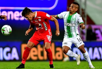 Atlético Nacional y América de Cali empataron a dos goles en el Atanasio Girardot por la fecha 15 de la Liga BetPlay 2020. Los de Juan Cruz Real comenzaron ganando con gol de Duván Vergara en el primer tiempo y en la segunda mitad, aumentaron la ventaja a través de Carlos Sierra. 
