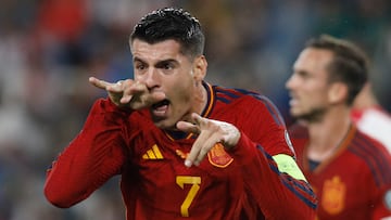 Álvaro Morata celebra un gol en el partido de clasificación para la Eurocopa de 2024 frente a Georgia.