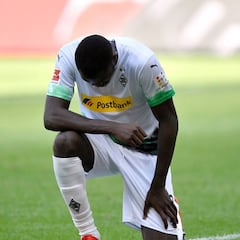 Marcus Thuram le dedica el 2-0 del Mönchengladbach a George Floyd