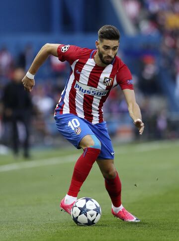 El extremo belga llegó al Vicente Calderón procedente del Mónaco en 2015 a cambio de 17 millones de euros. A sus 23 años se ha convertido en una de las estrellas más codiciadas del Atleti de Simeone.