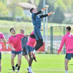 Valverde se queda sin porteros para la Liga: Agirrezabala, lesionado