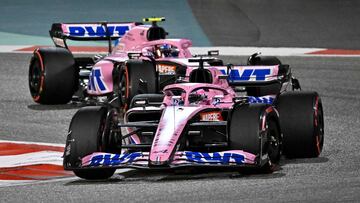 Fernando Alonso y Esteban Ocon con el Alpine en Bahréin.