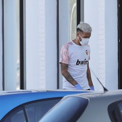 Un año de los primeros contagios en LaLiga: Garay, Mangala, Gayà...