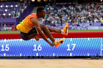 El triplista de 23 años brilla de manera superlativa en la final celebrada en el Stade de France con un mejor salto de 17,86. Sólo Pichardo le hizo sombra.