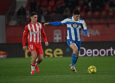 El baile de centrales del Deportivo seguirá ante el Racing