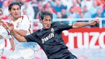 <b>EL PERSONAJE</b>. Raúl marcó tres goles contra el Sevilla.